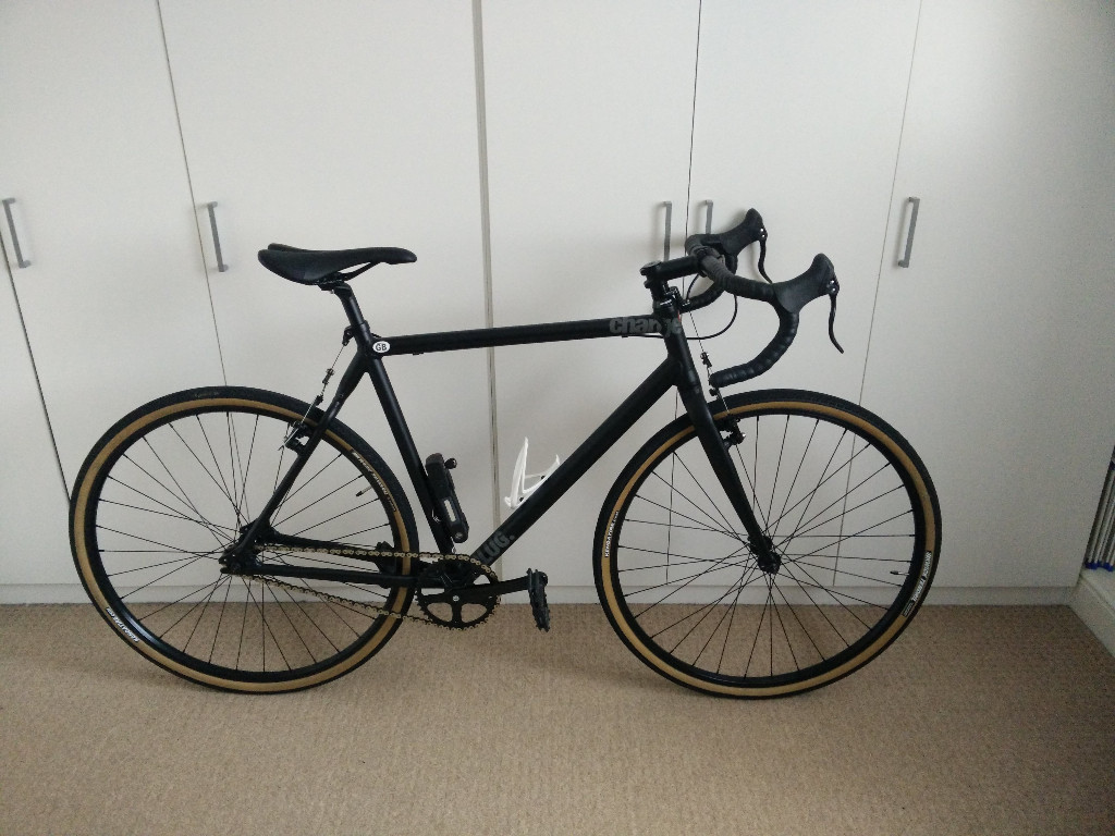 Single Speed Bike Charge Plug 1, 2016, Large with ABUS lock in