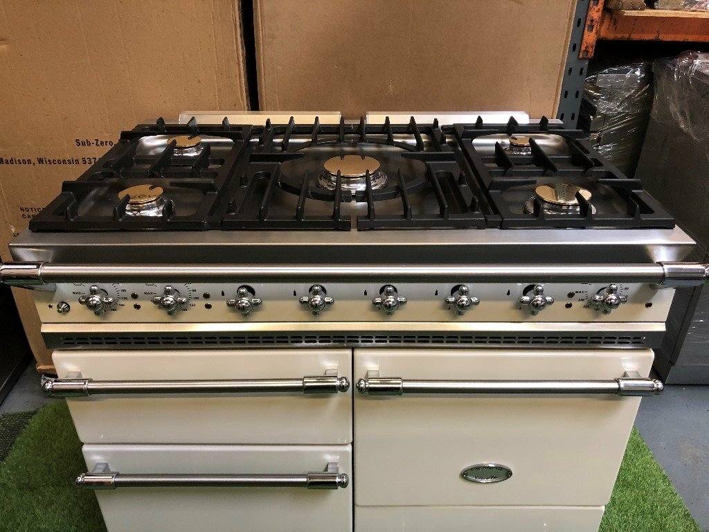 Lacanche Macon Range cooker Oven Kitchen Appliance Ivory & Chrome INC VAT in Verwood, Dorset