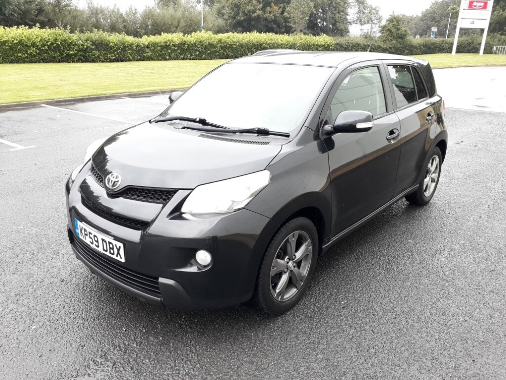 2009 59 Toyota Urban Cruiser 1.33 VVTi Black Full Service History  in