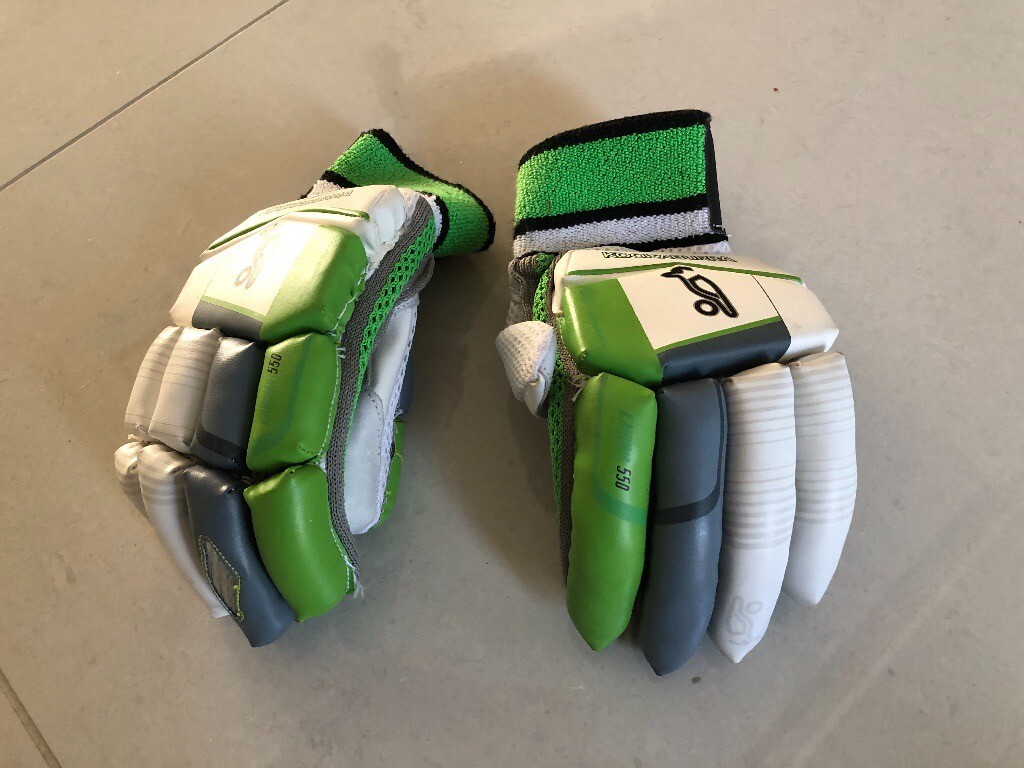 Kookaburra Batting (Cricket) Gloves Boys Excellent Condition in