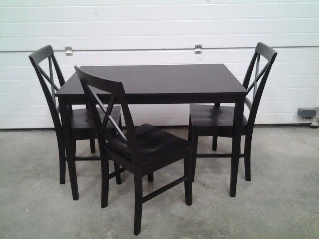 Ex display Black Small dining table and 3 chairs Bargain 