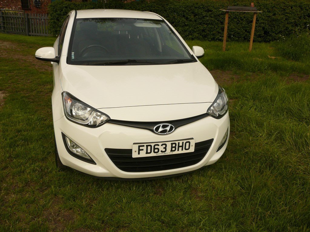 Hyundai i20 Active, 39,500 miles, service history, 2 owners
