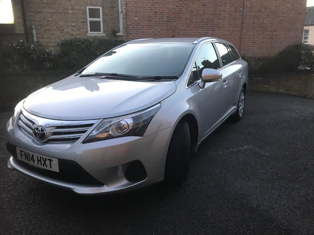 Toyota avensis 2014
