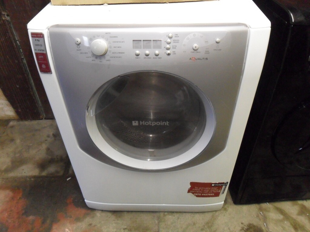 hotpoint 8kg aqualtis big drum washing machine,good clean condition and