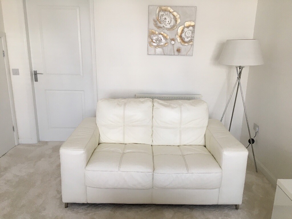 AS NEW 2 seater white leather sofas in North Ayrshire Gumtree