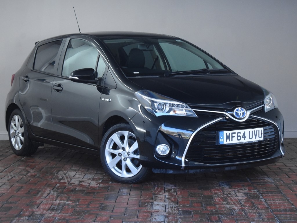 2015 Toyota Yaris Black | Nababan Wallpapers