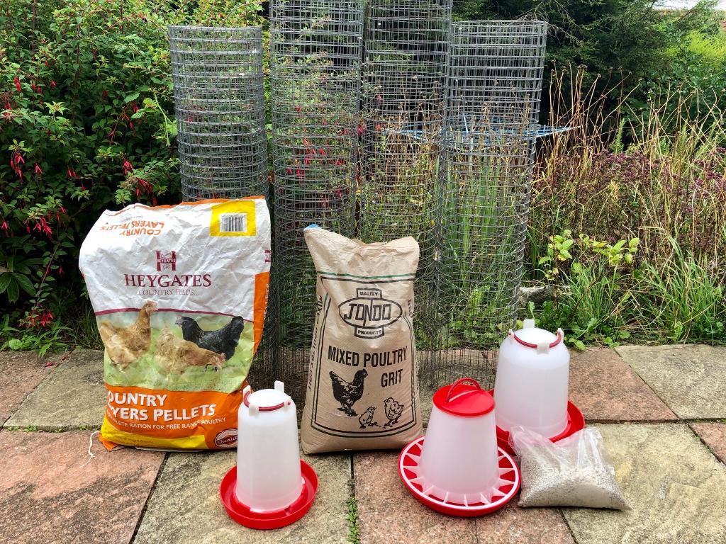 Chicken Poultry Feeder Drinkers Layers Pellets Mixed Grit