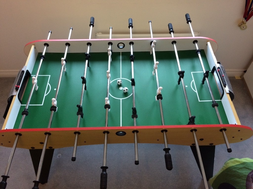 Kids Wooden Football Table 4ft x 2ft Excellent Condition in Lenzie
