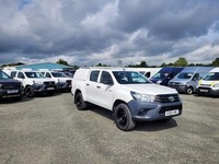 2019 ON 69 PLATE TOYOTA HILUX ACTIVE D-4D 4WD 150BHP DOUBLE CAB PICKUP ULEZ