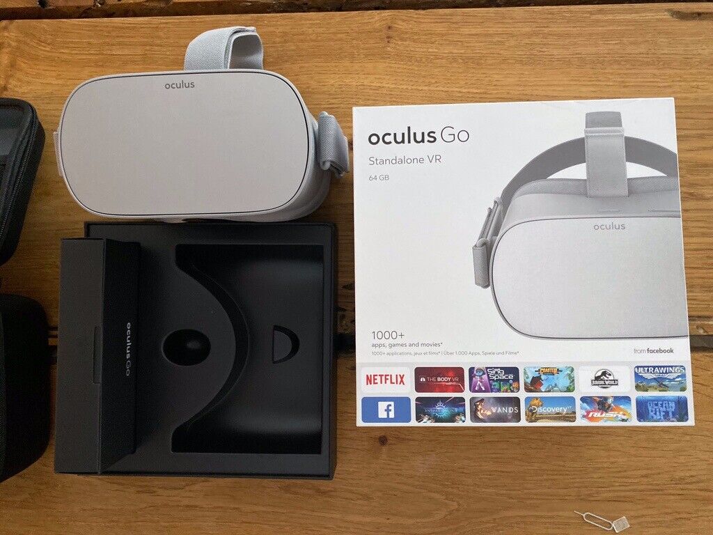 Oculus Go 64GB with case | in London | Gumtree