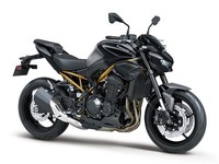 2026 Kawasaki Z900, includes free Akrapovic End Can