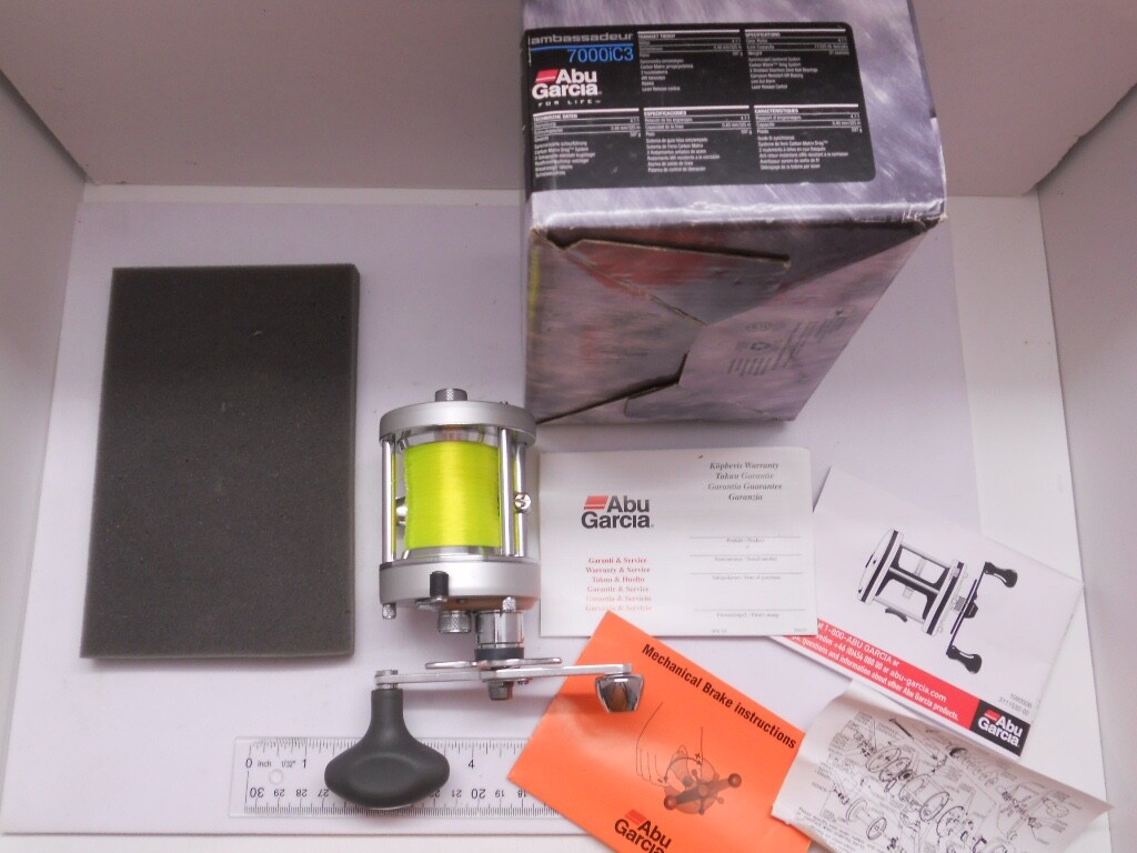 ~ ABU Garcia Ambassadeur 7000iC3 Bait Casting Reel ~ Nice ~ New in Box ~