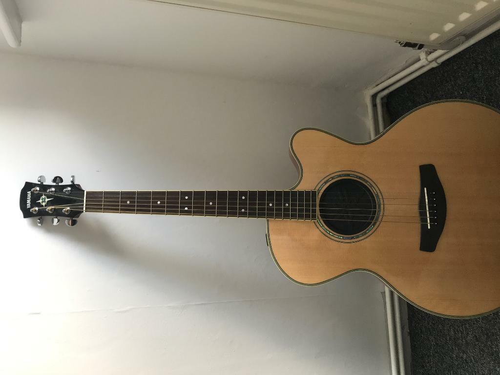 Yamaha semi acoustic guitar in Gosport, Hampshire Gumtree