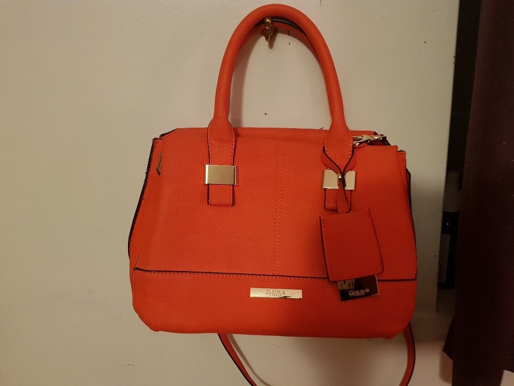dune bag red