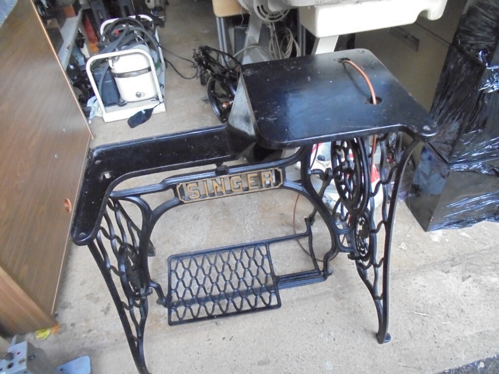 Singer 29K Cylinder Arm Patcher HEAVY DUTY Sewing Machine Stand / Table