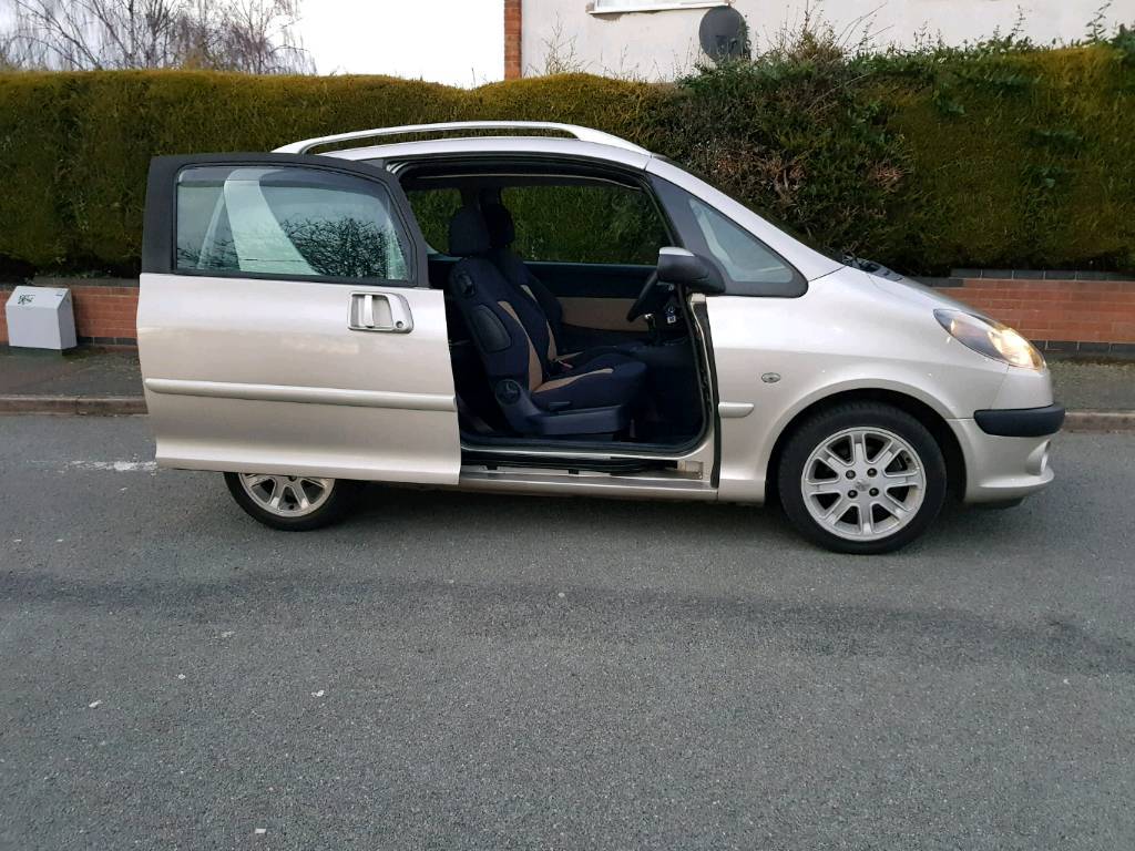 Peugeot 1007 1.4 Sport HDI Diesel with electric sliding doors, very low