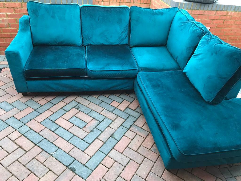 6 months old TEAL colour suede corner sofa in excellent condition in Bletchley