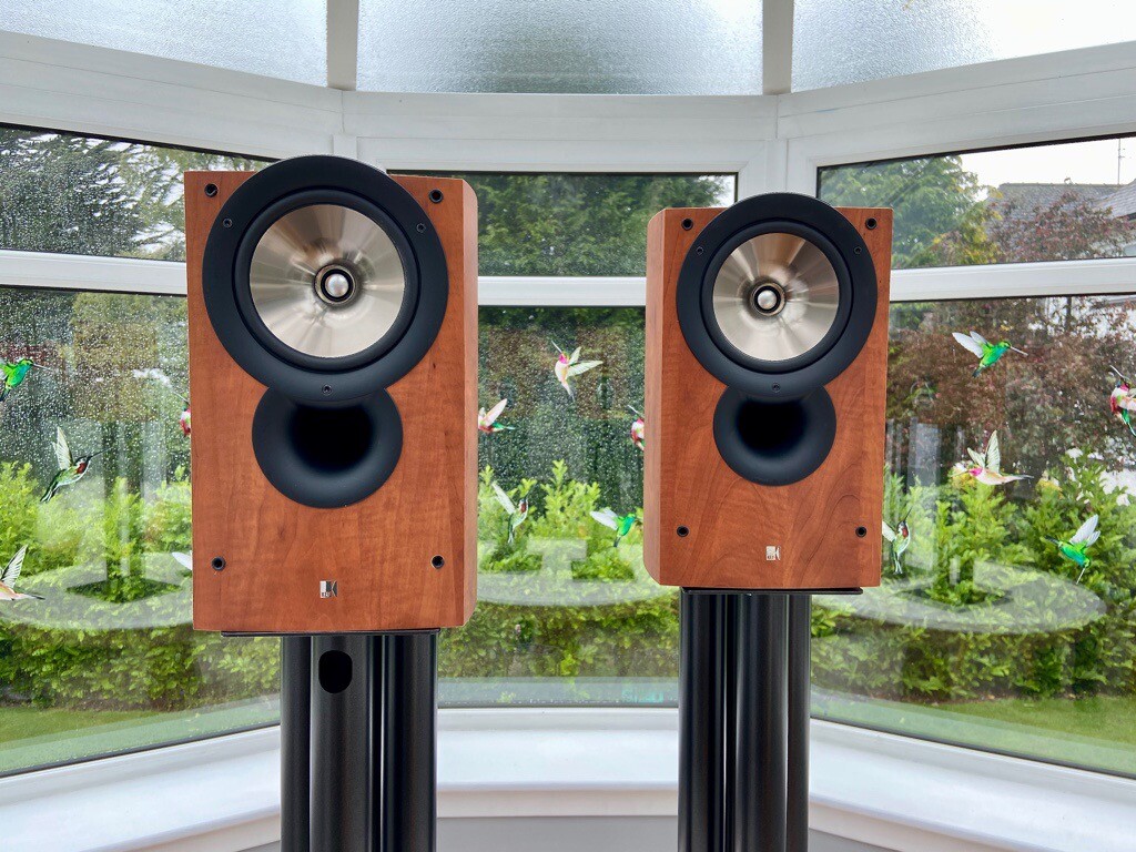 Kef iQ3 Stereo Speakers in Dark Apple with all original packing