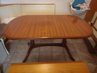 Dining Table (extendable)
