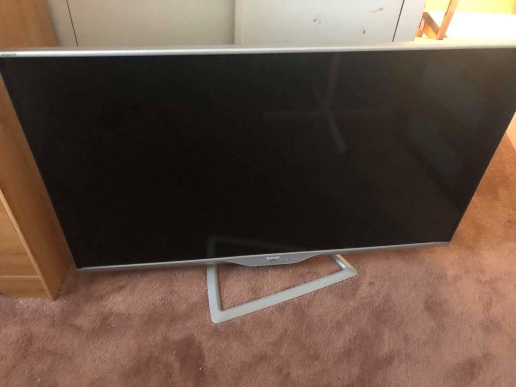 55 inch sharp tv in Kirkburton, West Yorkshire Gumtree