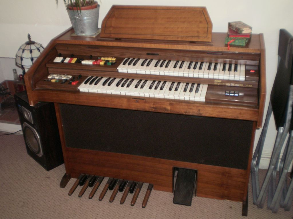 Vintage Electric Organ HOHNER Symphonie 78 in Swansea Gumtree