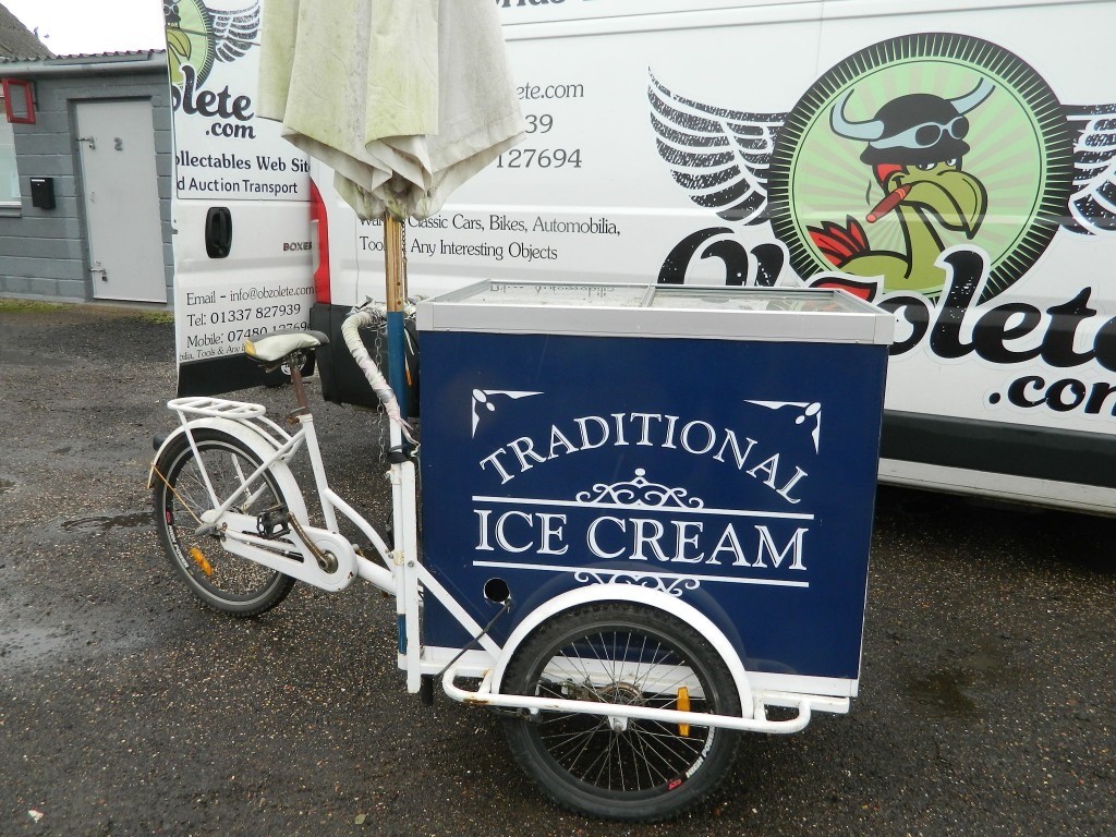 Ice Cream Cart Bicycle Proper one with freezer in Cupar