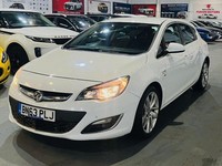 2013 Vauxhall Astra 1.6i 16V SRi 5dr HATCHBACK PETROL Manual