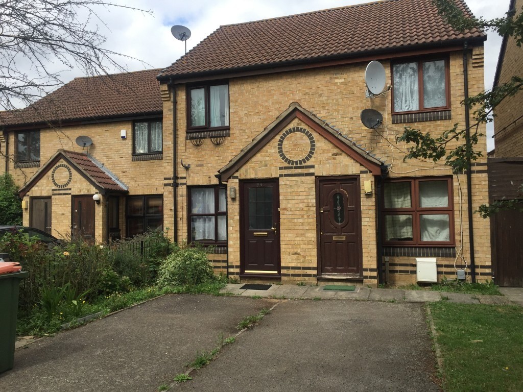 Lovely 2 bedroom House in Plaistow area e13 in Stratford, London