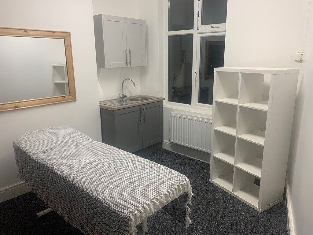 Therapy room to rent 