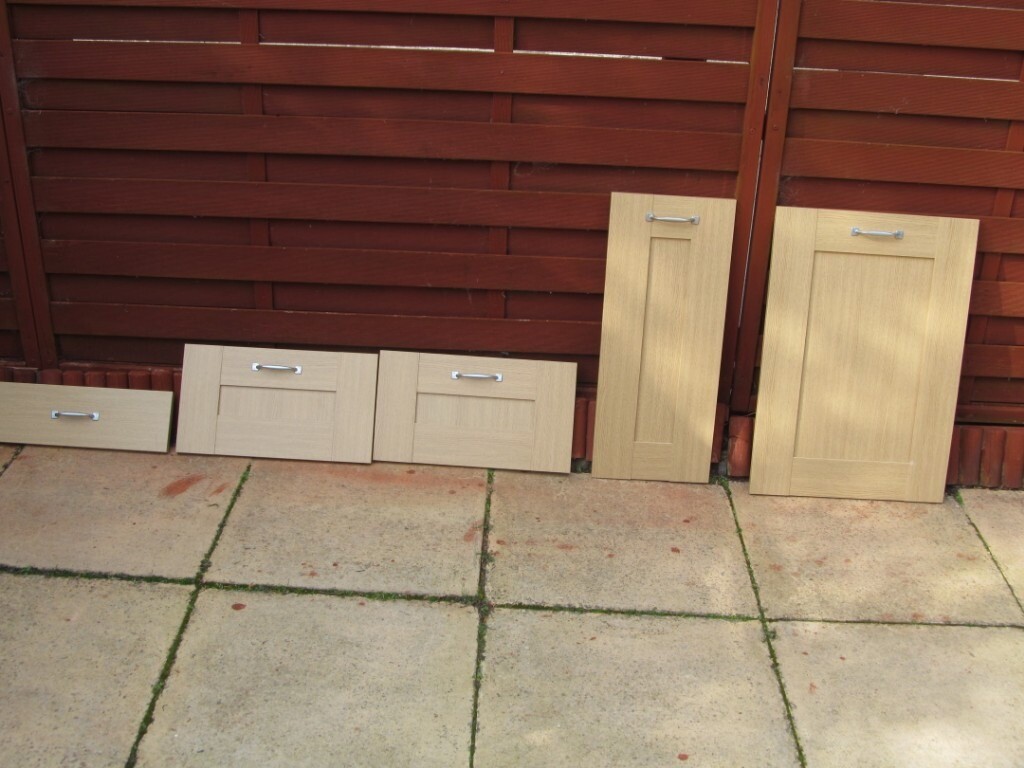 Kitchen unit doors in Angus Gumtree