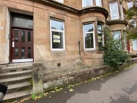 Traditional 2 bedroom ground floor flat in Paisley Road West - Available Now