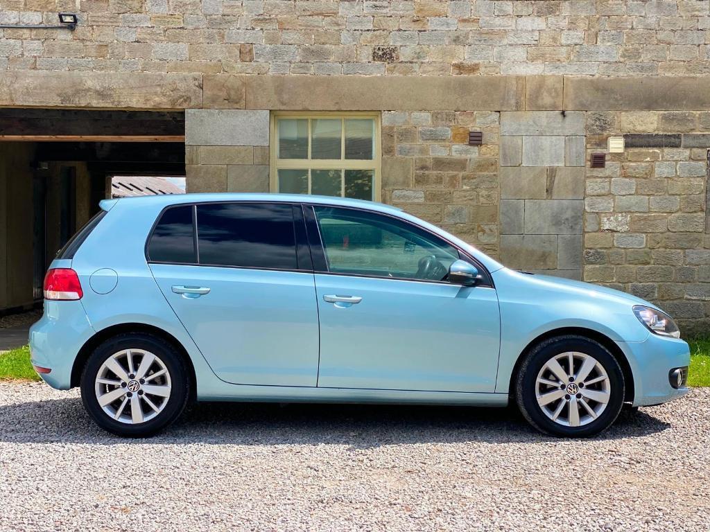 2011 Volkswagen Golf 1.6 TDi 105 BlueMotion Tech Match 5dr HATCHBACK