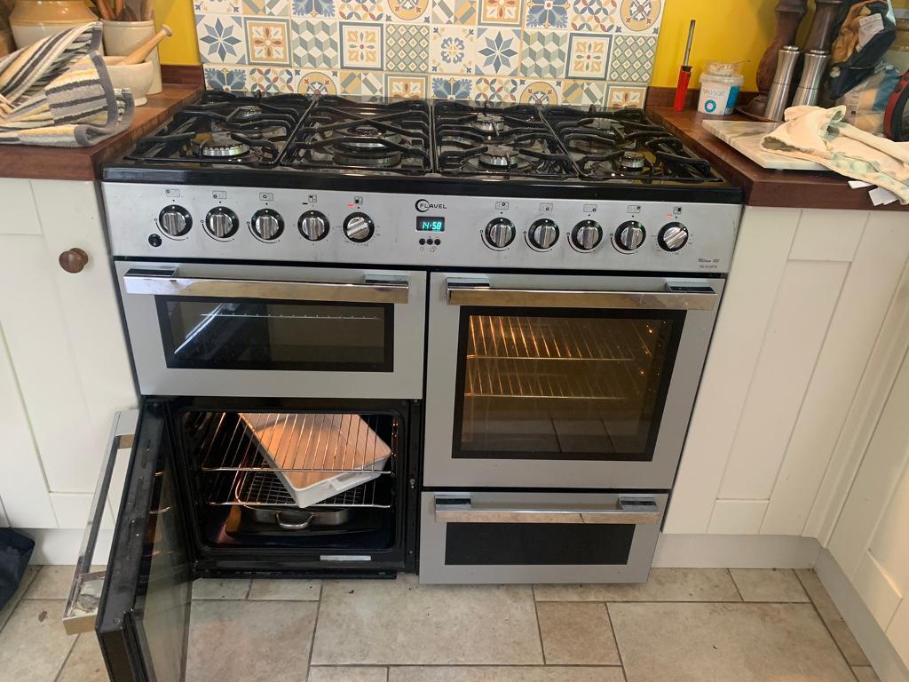 Flavel dual fuel range cooker 100cm free in Budleigh Salterton, Devon