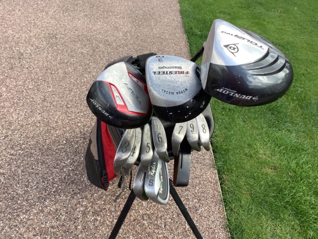 Complete set of Wilson Sam Snead golf clubs in a nice Taylor Made golf bag/stand. in Newton