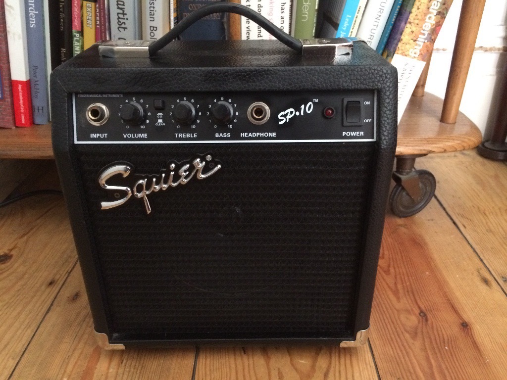 Squier By Fender SP10 Electric Guitar Practice Amplifier Amp in