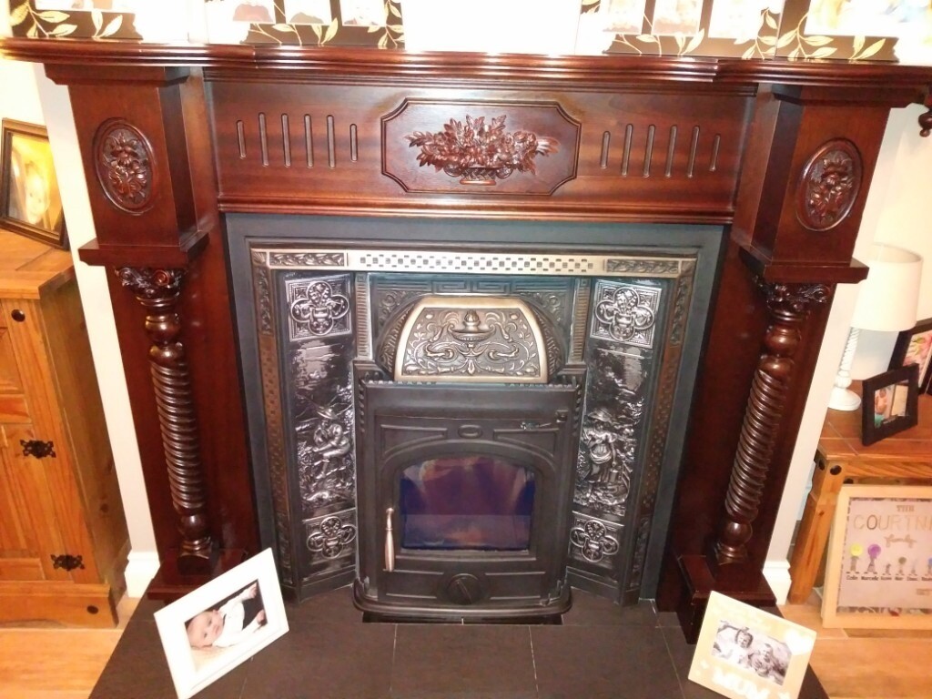 Adams style Mahoghany fire surround / fireplace with cast iron inset
