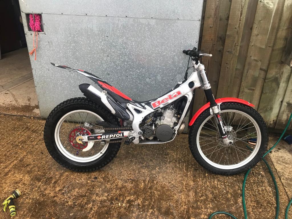 Beta rev 3 270 trial bike