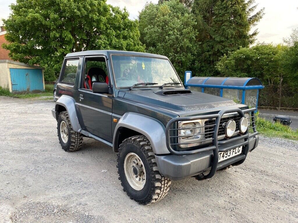  Daihatsu  fourtrak 4x4 jeep  in Dowlais Merthyr Tydfil 