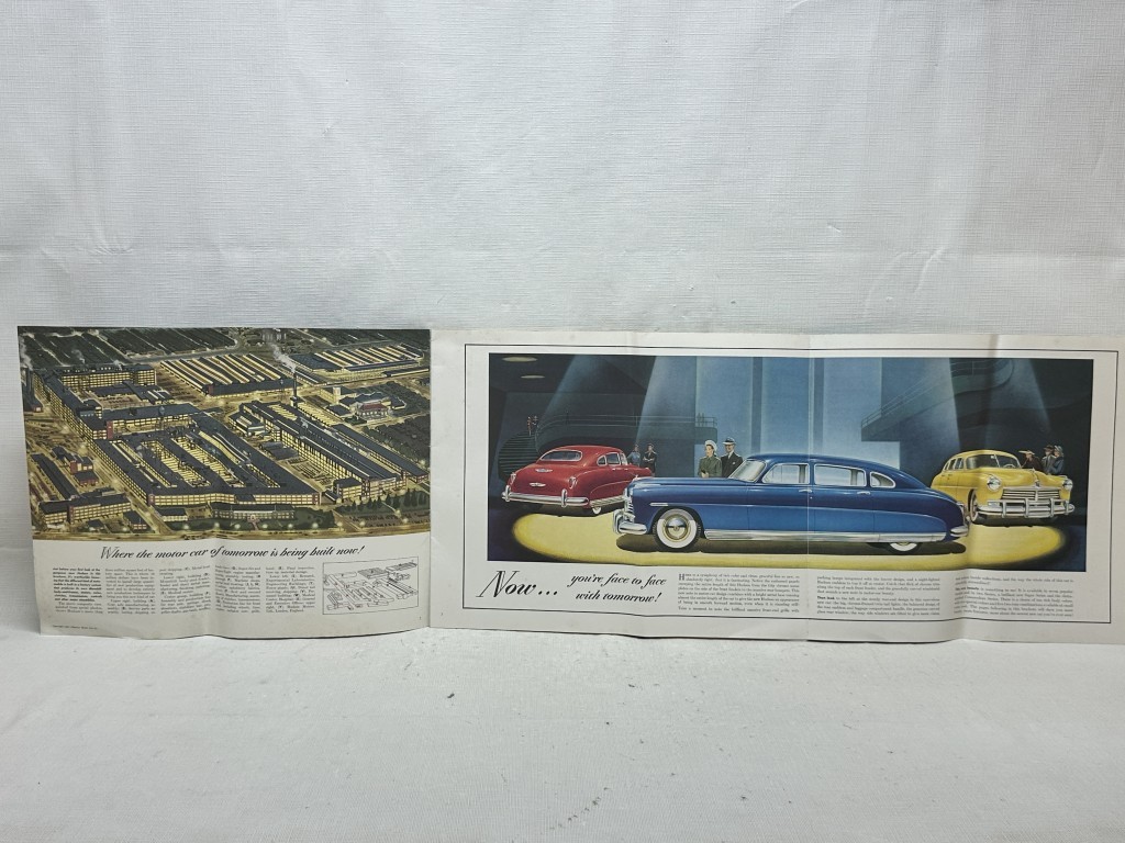 1948 Hudson ORIGINAL Large DeLuxe Sales Brochure 26 Page Commodore, Super Series