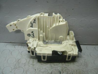 Serratura anteriore sinistra MERCEDES A1667200135