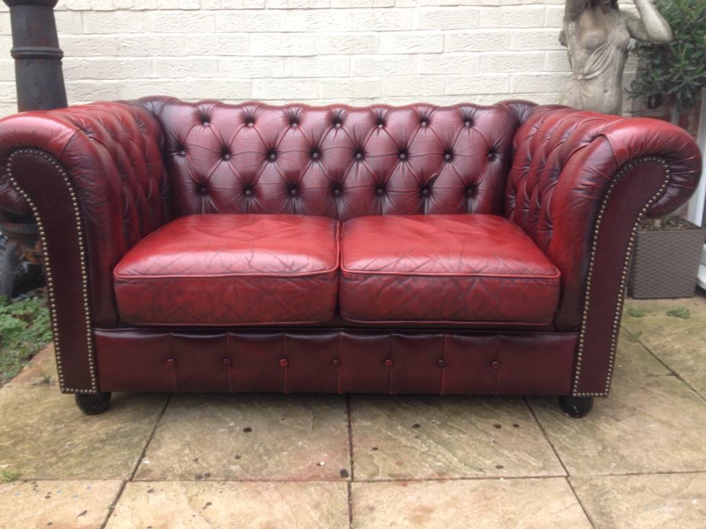 Chesterfield Two Seater Sofa Settee In Red Oxblood Leather L👁🇬🇧K in