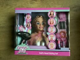Girls beauty doll styling beauty head with Accessories new in box 