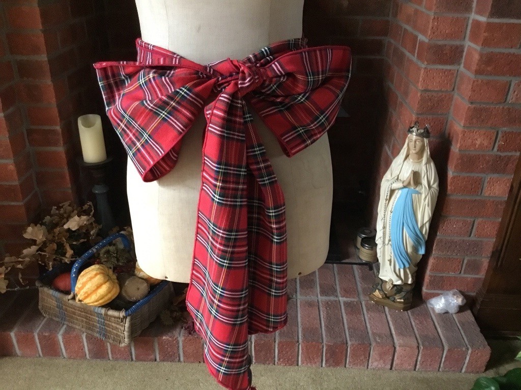 6 Tartan Chair Swags Bows For Christmas Can Also Be Used As Table Runners Or Very Large Bows In Nailsea Bristol Gumtree