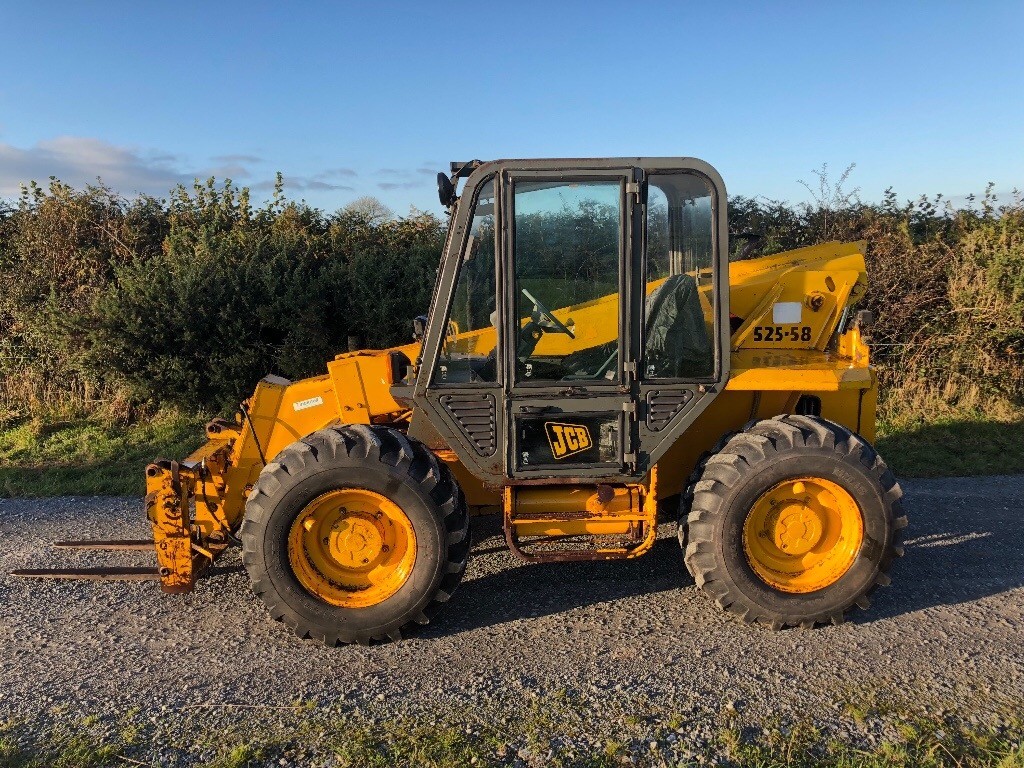 jcb-525-58-farm-special-telehandler-4wd-extending-boom-6200-hours-no