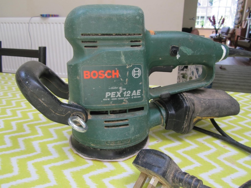 Bosch PEX 12AE random orbital sander in good condition in Twickenham