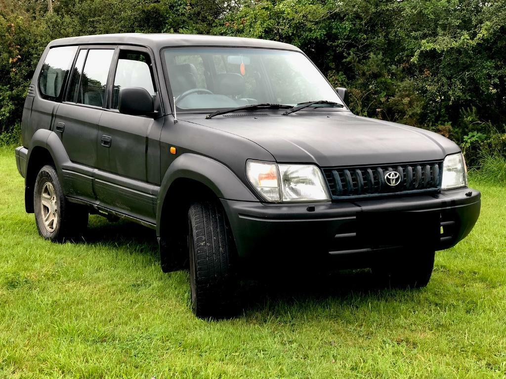 Toyota Land Cruiser Colorado 3 lt 12 months MOT low mileage in St