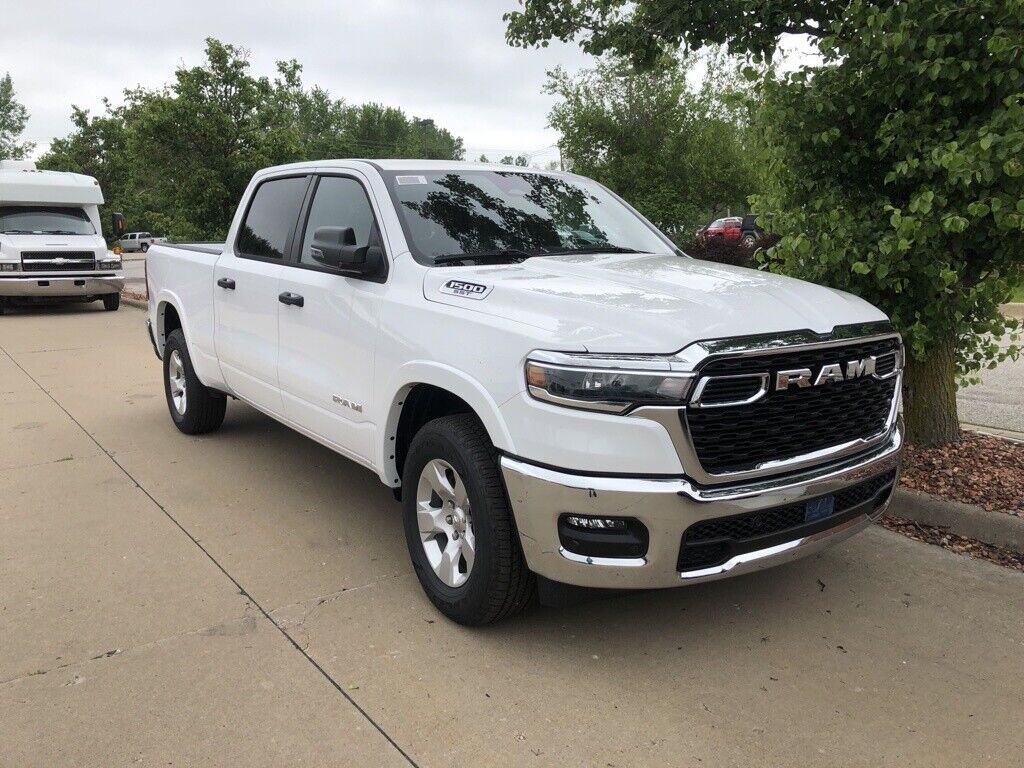 Owner 2025 Ram 1500 Big Horn/Lone Star 12 Miles Bright White Clearcoat 4D Crew Cab 3.0