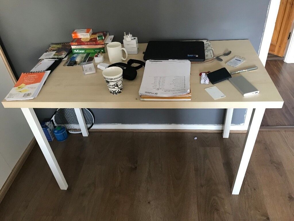 Study table IKEA almost new in Woodford London Gumtree