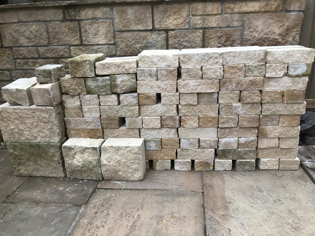 Cotswold Stone Bricks Job Lot, Qty x120 plus in Bath, Somerset