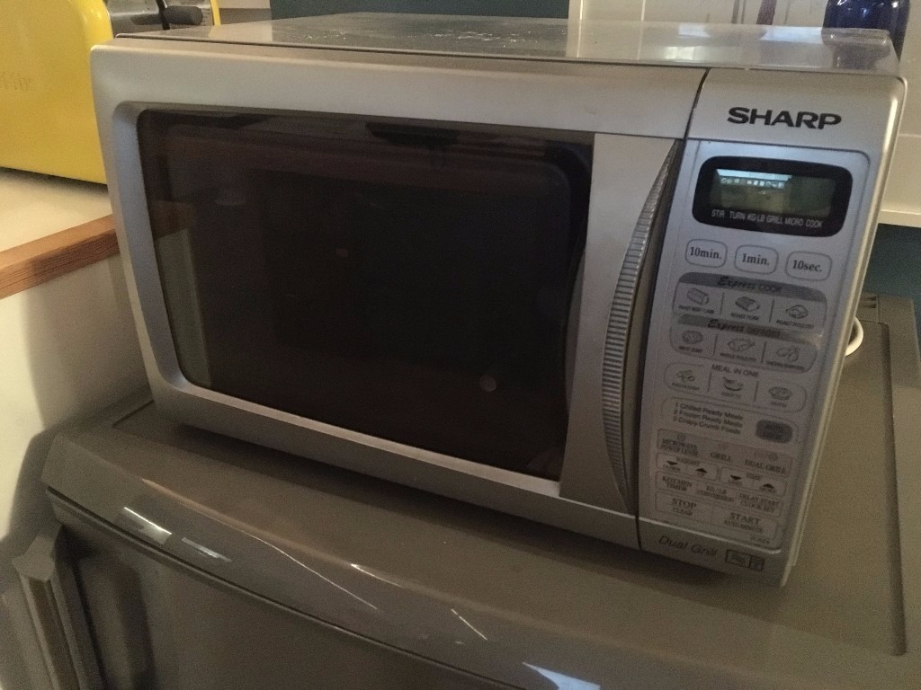 High quality dual grill Sharp microwave for sale in Islington, London